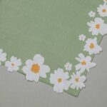 Natural Style Solid-Color Napkins with Daisy Print